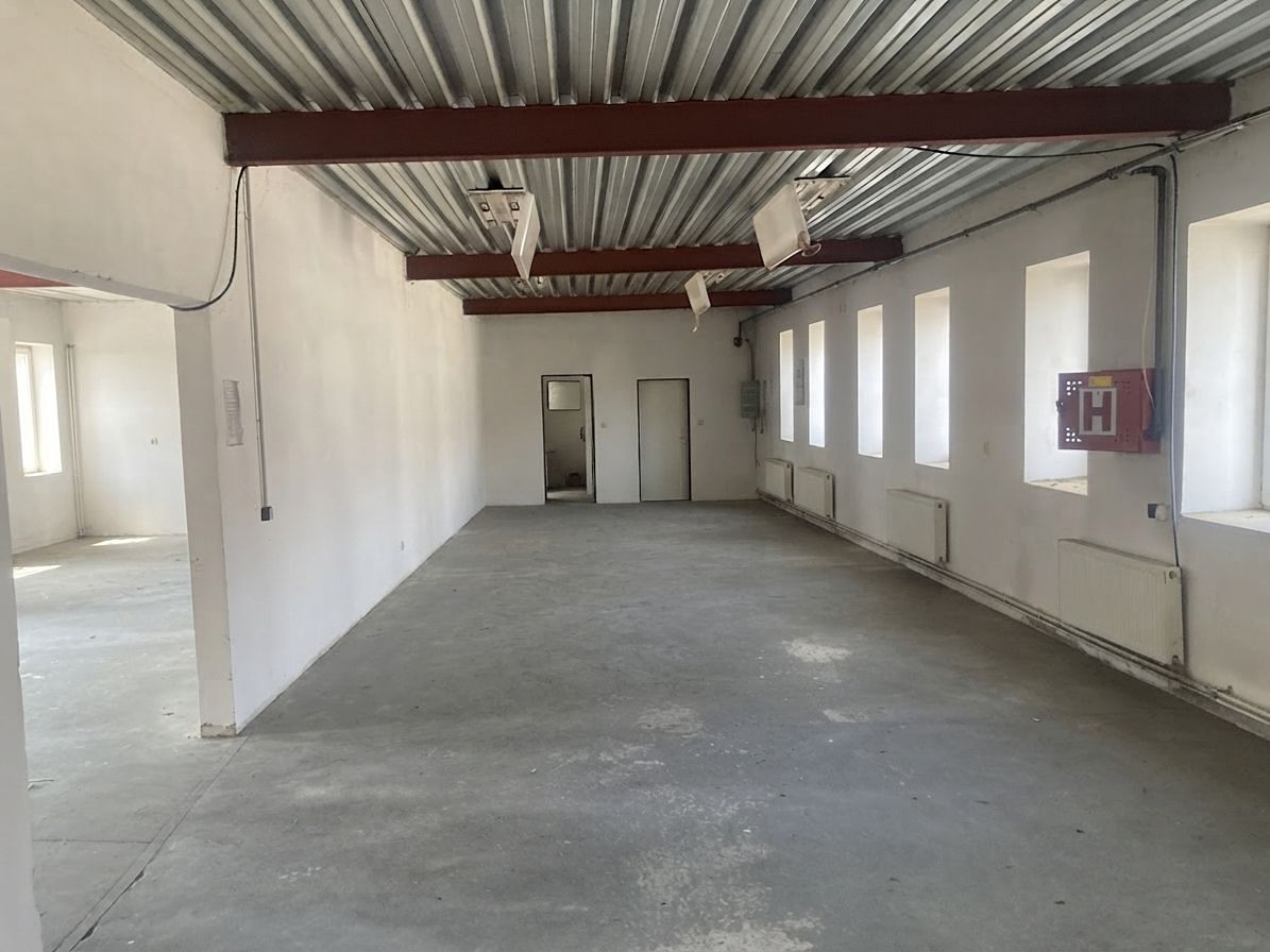 Pronájem skladového prostoru 511 m² – fotografie 3