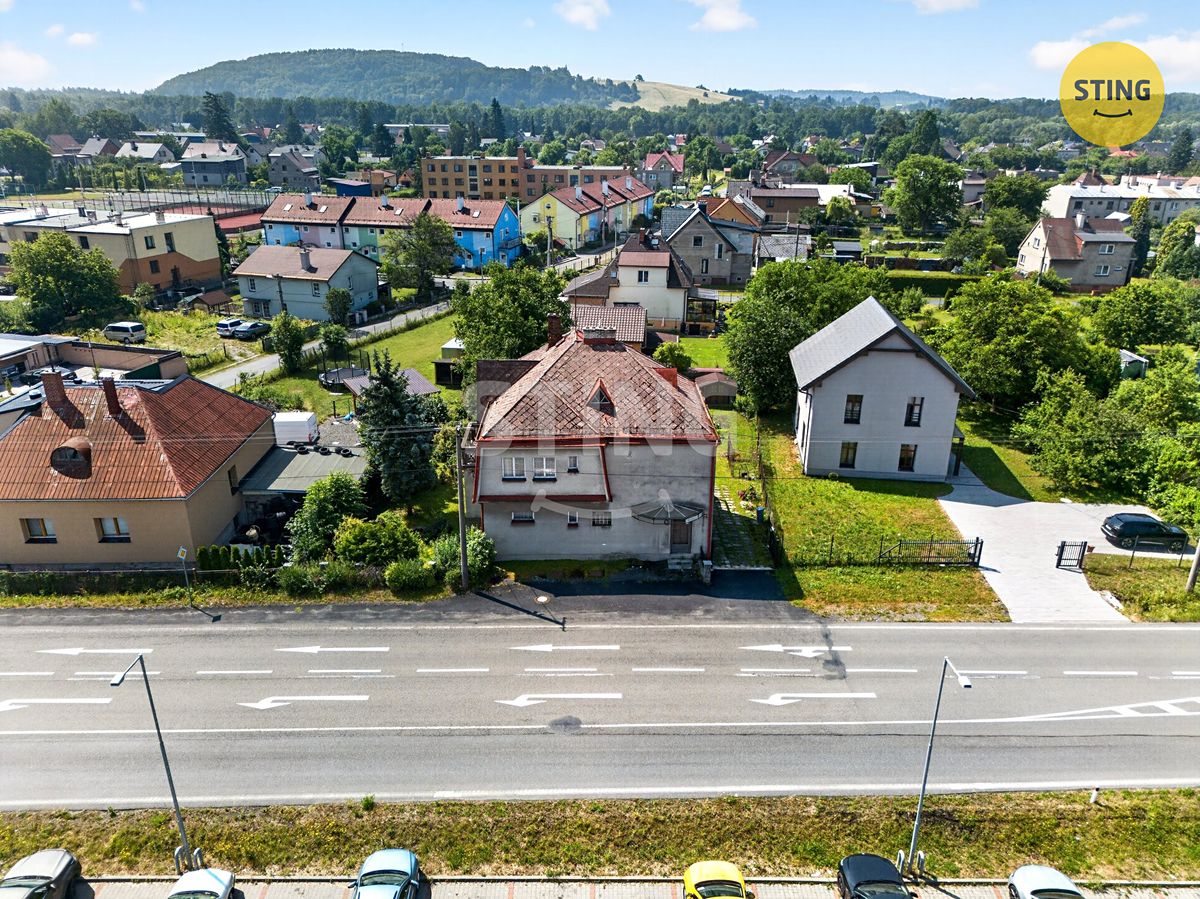 Prodej rodinného domu 220 m², pozemek 845 m² – fotografie 4