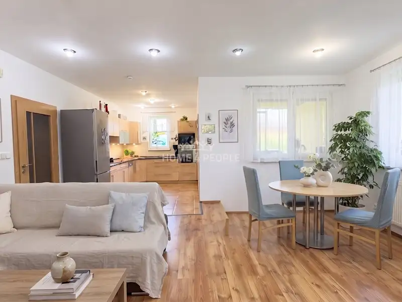Prodej rodinného domu 130 m², pozemek 593 m², Srubec – náhled fotky 3