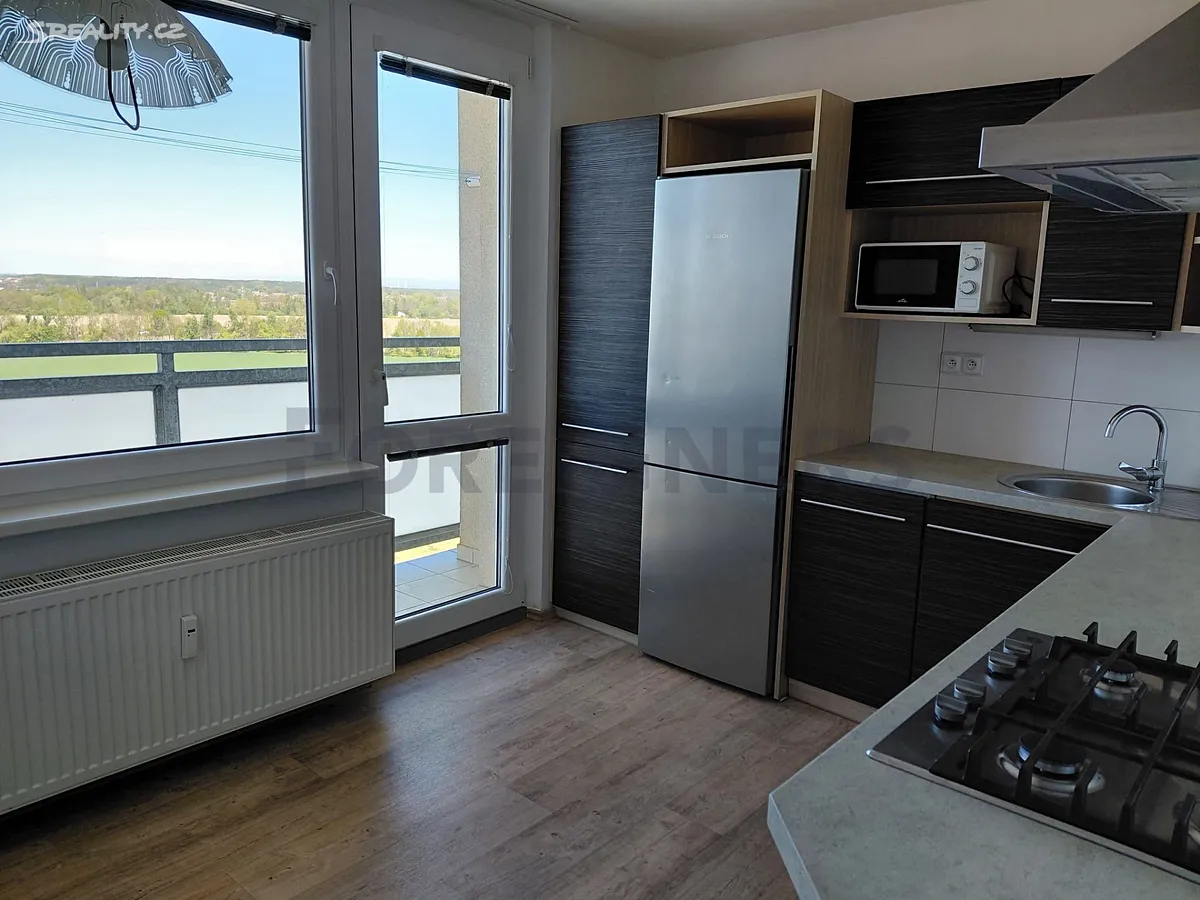 Pronájem bytu 3+1 68 m², Pardubice