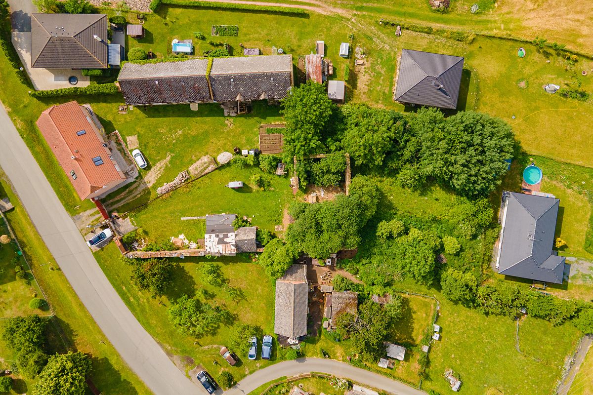 Prodej stavebního pozemku 2227 m²