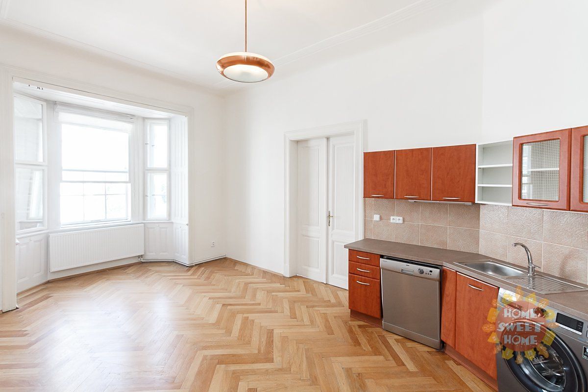 Pronájem bytu 3+kk 83 m² – fotografie 2