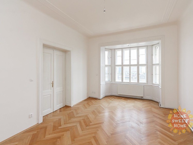 Pronájem bytu 3+kk, 83 m² (4 z 12)