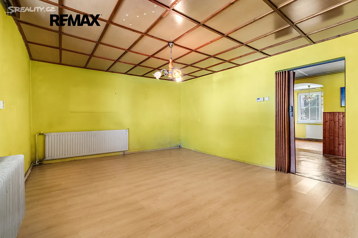 Prodej rodinného domu 186 m², pozemek 390 m² – další