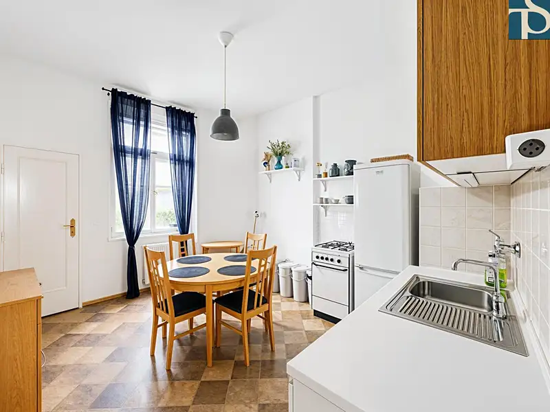 Prodej bytu 2+1 70 m², Praha – náhled fotky 3
