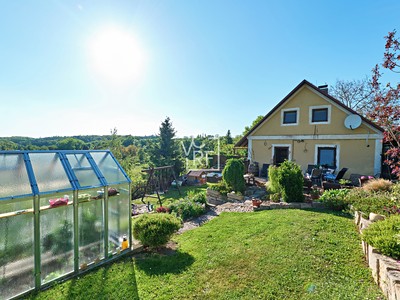 Prodej  rodinného domu 264 m², pozemek 1 094 m²