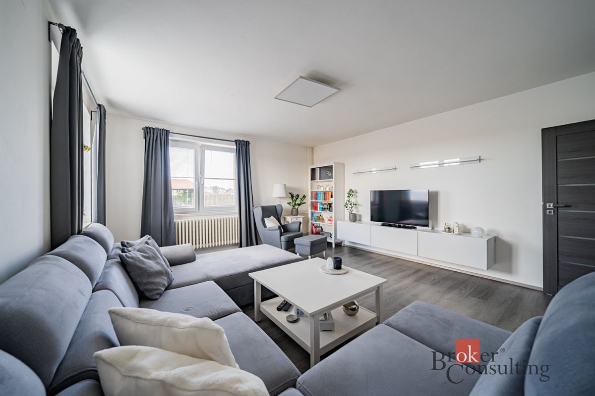 Prodej rodinného domu 186 m², pozemek 787 m²