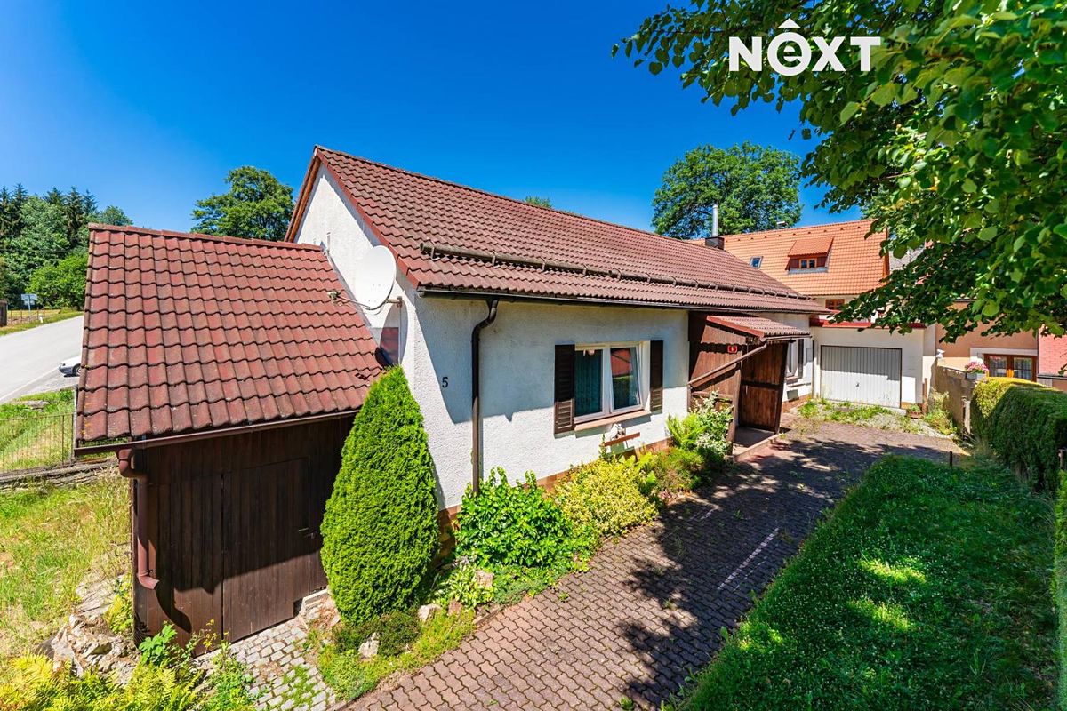 Prodej rodinného domu 223 m², pozemek 321 m²