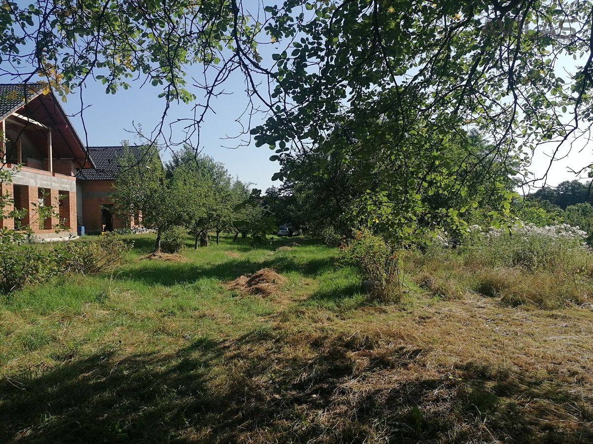 Prodej stavebního pozemku 2940 m² – fotografie 2