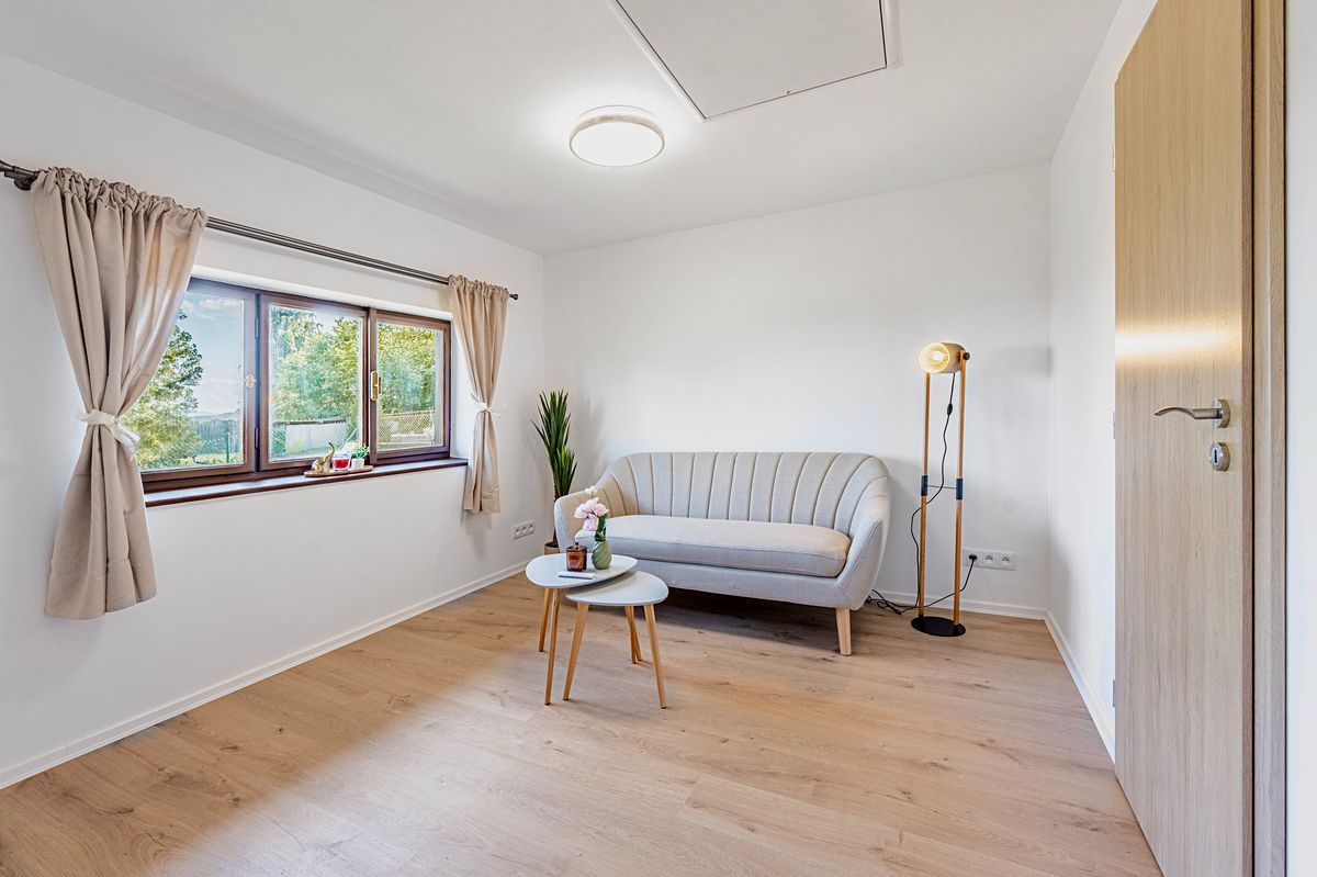 Prodej chaty 43 m², pozemek 661 m² – fotografie 3