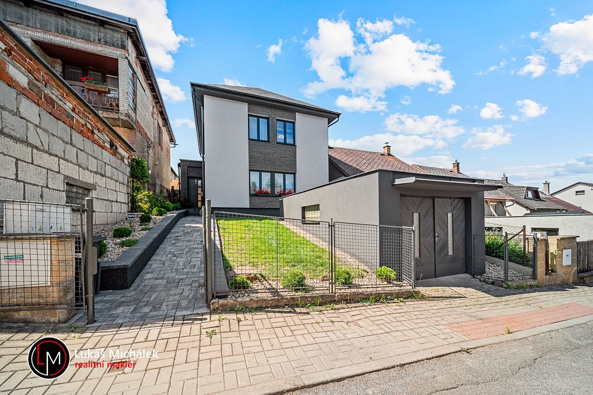 Prodej rodinného domu 129 m², pozemek 456 m² – fotografie 2