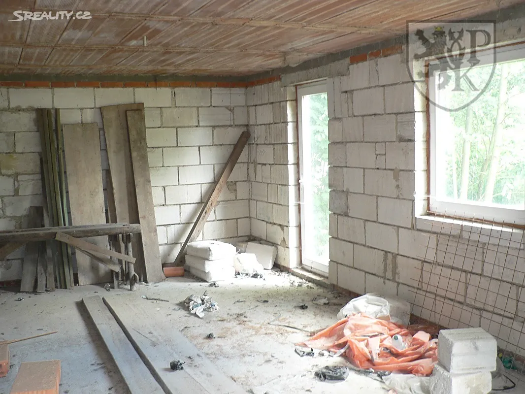 Prodej rodinného domu 170 m², pozemek 690 m² – pohled 3