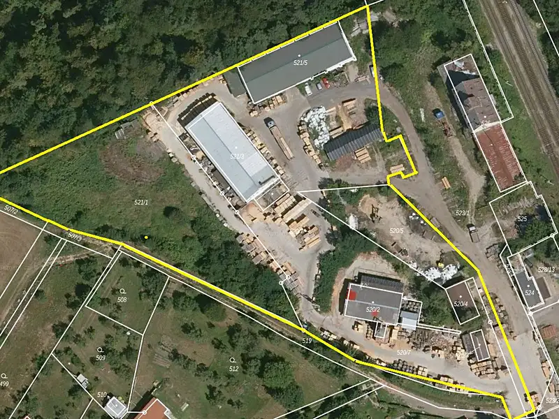 Prodej výrobní haly, prostoru 1600 m², Šumná – náhled fotky 1