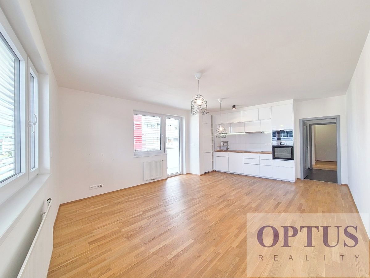 Pronájem bytu 3+kk 76 m² (Jednopodlažní)