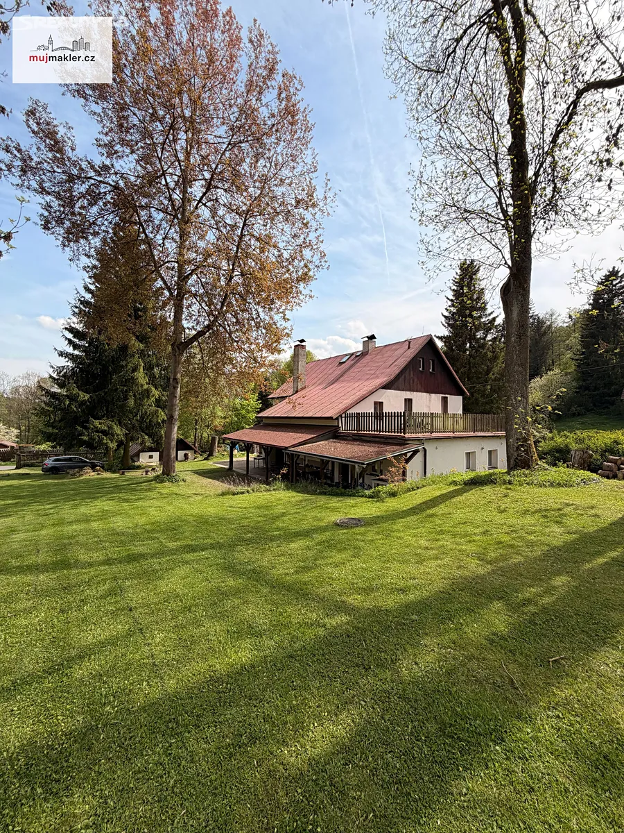 Prodej ubytovacího zařízení 360 m², Merklín