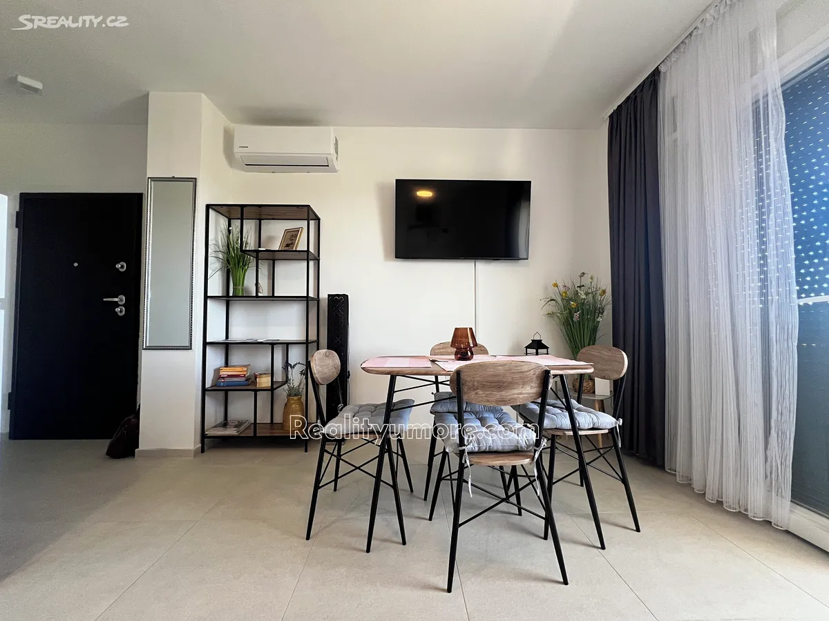 Prodej bytu 2+kk 44 m² - Więcej