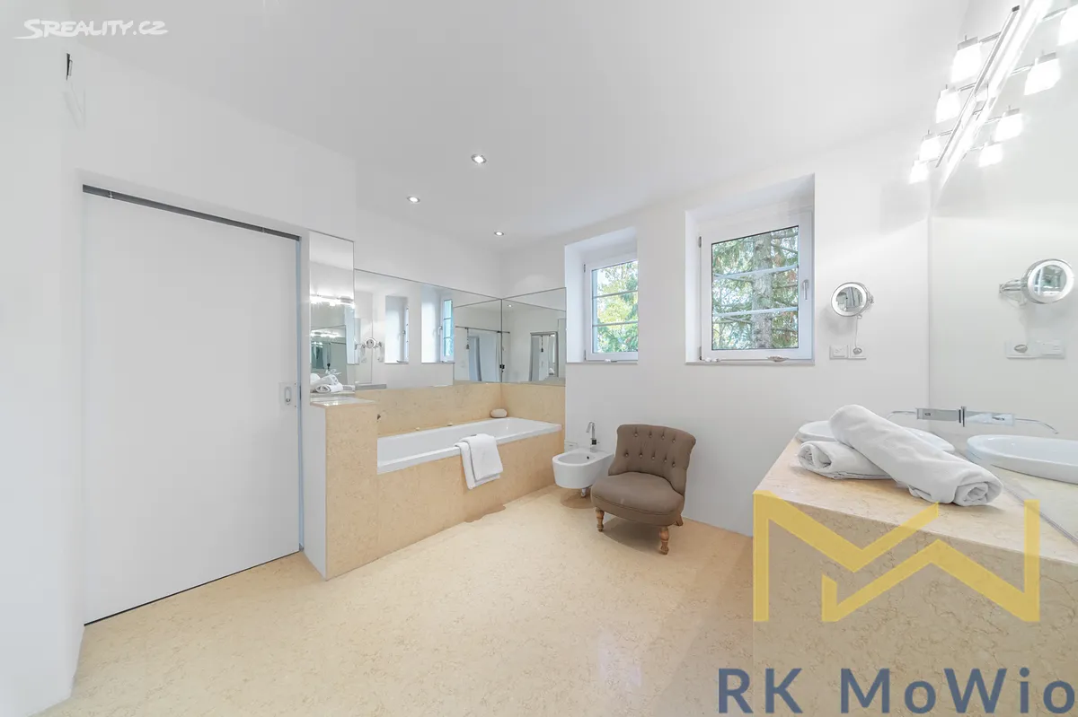 Pronájem rodinného domu 259 m², pozemek 398 m² – pohled 5