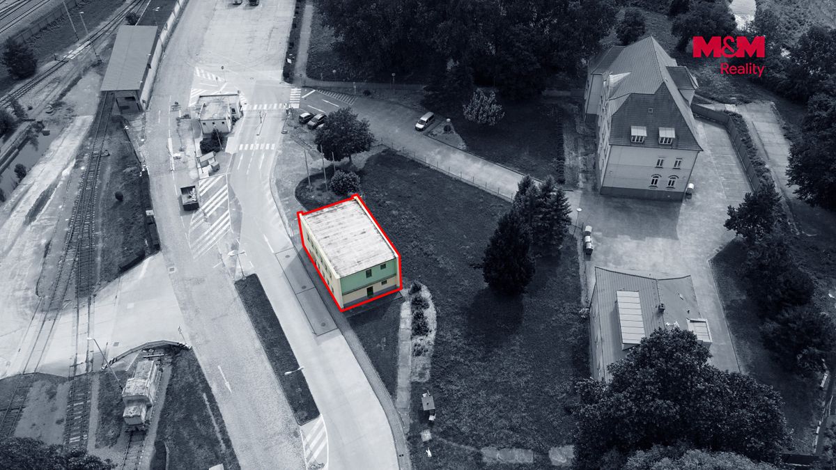 Pronájem kanceláře 200 m² – fotografie 2