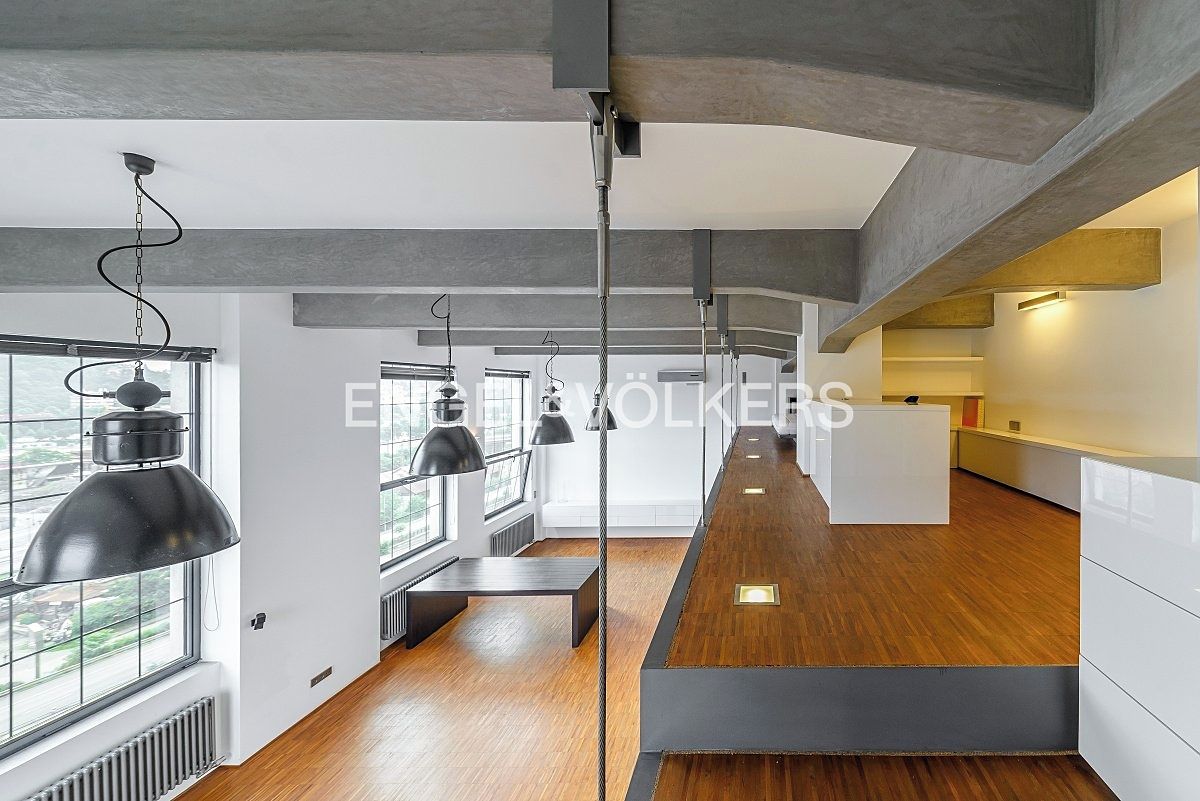 Pronájem kanceláře 98 m² – fotografie 5