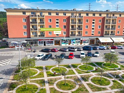 Gewerbefläche zum Kauf, 836 m² (2 von 20)
