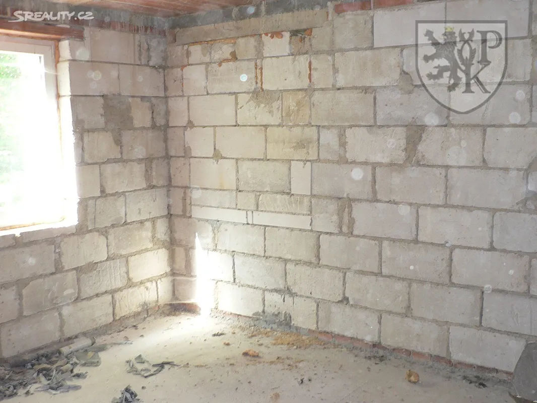 Prodej rodinného domu 170 m², pozemek 690 m² – další