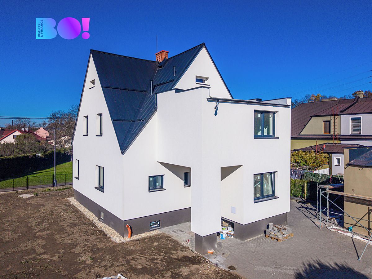 Prodej rodinného domu 192 m², pozemek 698 m² – fotografie 3