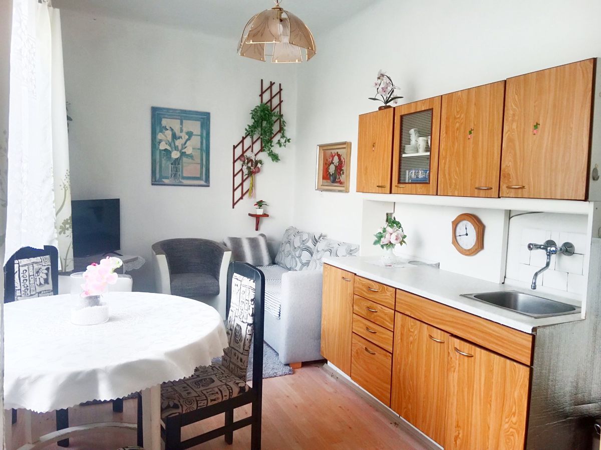 Pronájem bytu 2+kk 49 m²