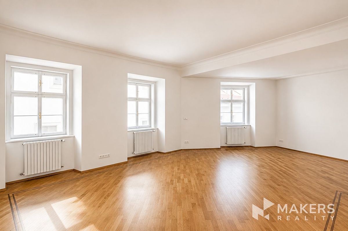 Pronájem bytu 4+kk 170 m²