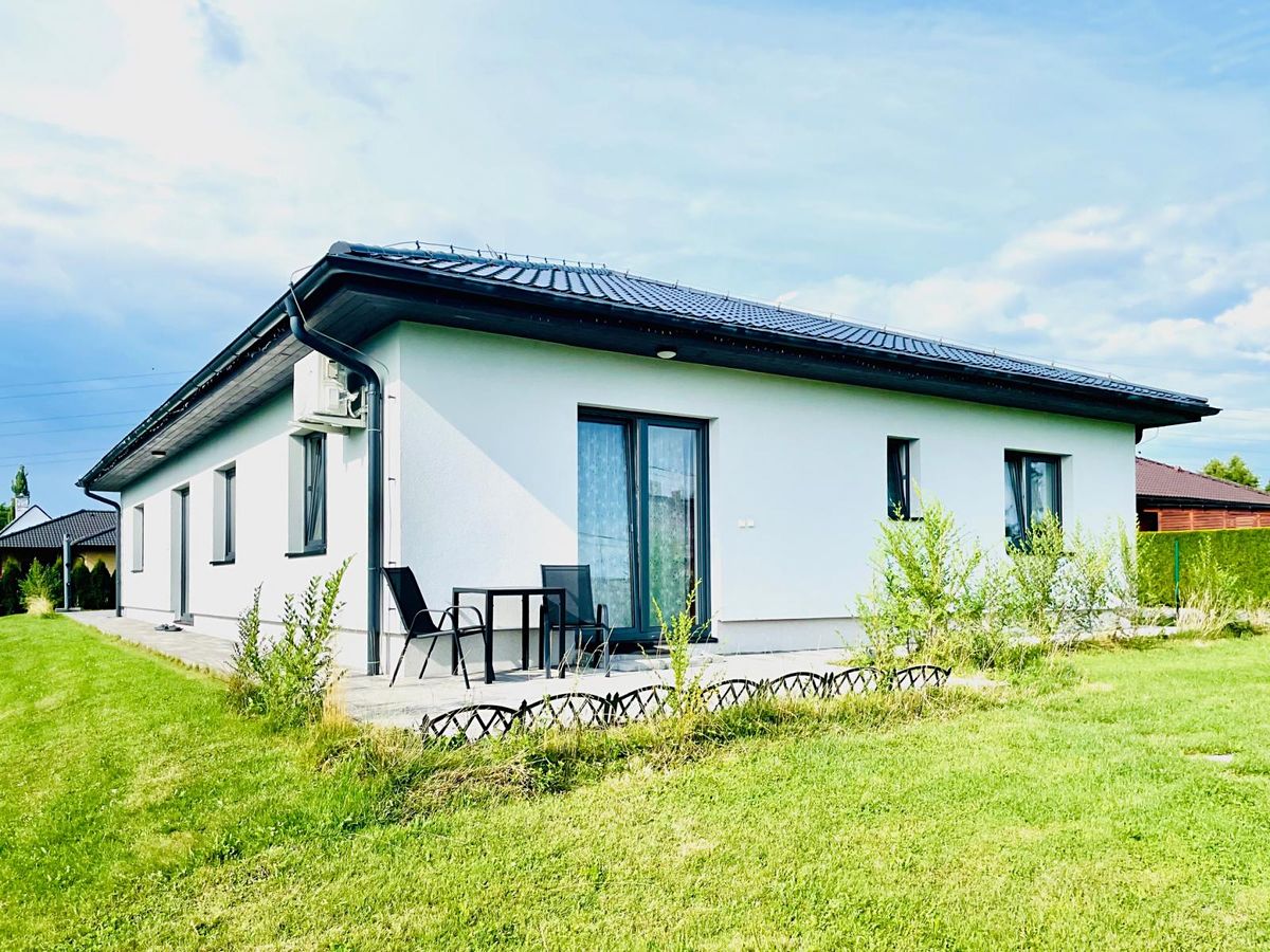 Prodej rodinného domu 160 m², pozemek 2000 m² – fotografie 2