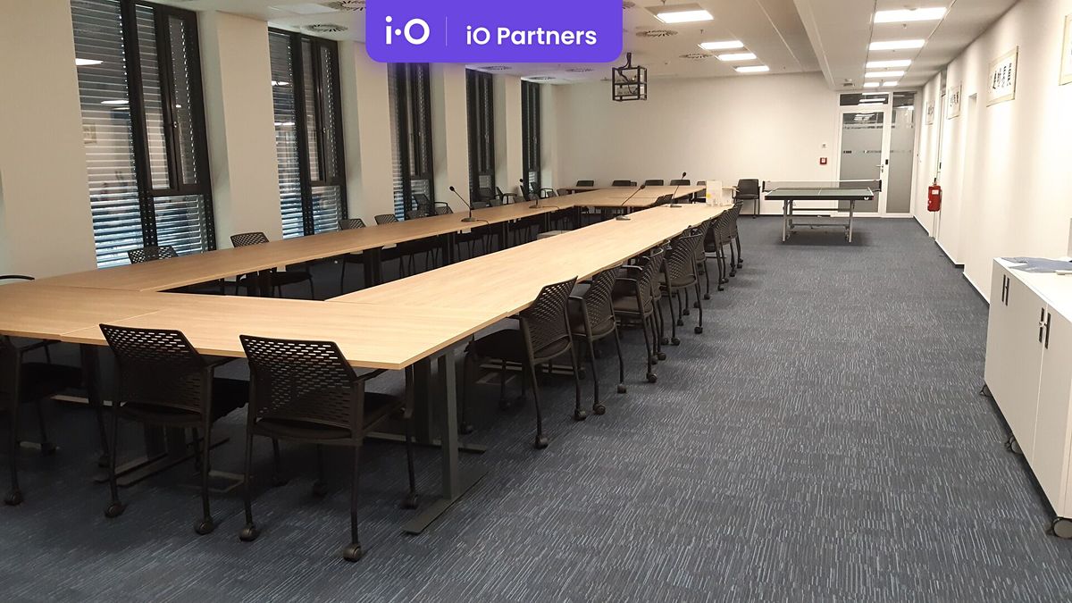 Pronájem kanceláře 337 m² – fotografie 4