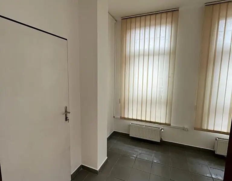 Pronájem obchodního prostoru 54 m², Mnichovice – náhled fotky 2