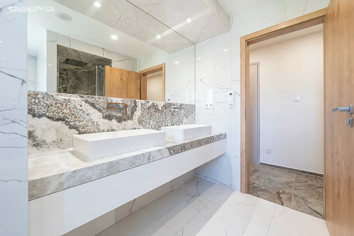 Prodej bytu 3+kk 101 m² - Więcej