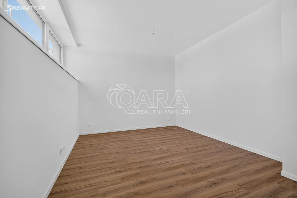 Prodej bytu 3+kk 74 m² – pohled 4