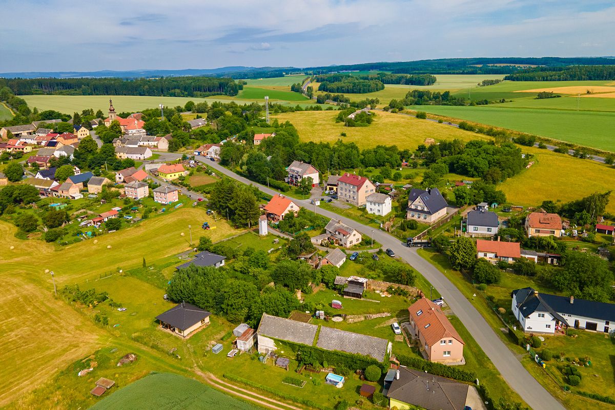 Prodej stavebního pozemku 2227 m² – fotografie 2