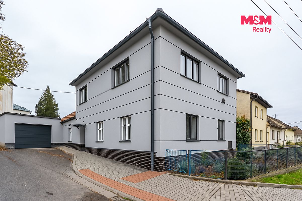 Prodej rodinného domu 158 m², pozemek 363 m² – fotografie 2