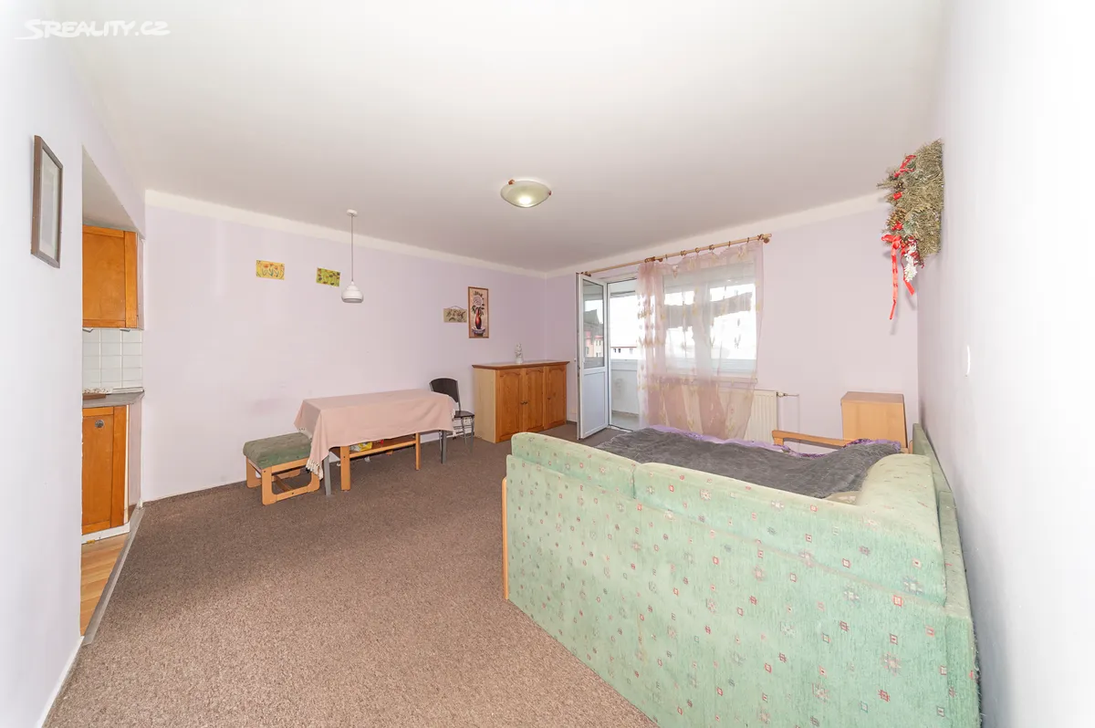 Pronájem bytu 3+kk 85 m² – pohled 3