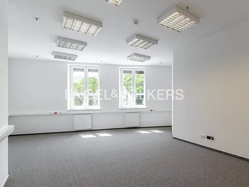 Pronájem kanceláře 34 m², Praha – náhled fotky 2