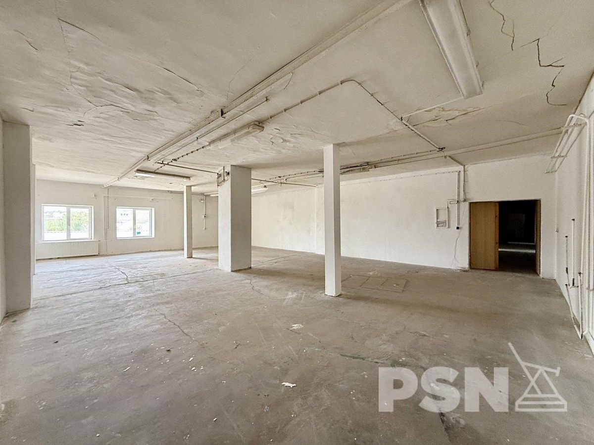 Pronájem skladového prostoru 397 m²