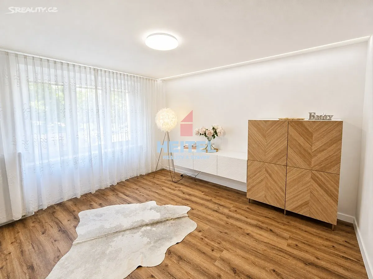 Prodej bytu 2+kk 52 m² – pohled 6
