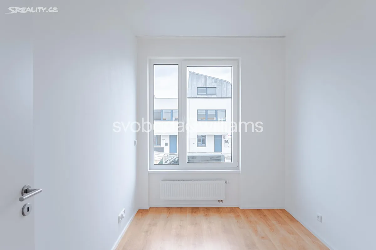 Pronájem rodinného domu 114 m², pozemek 137 m² – další