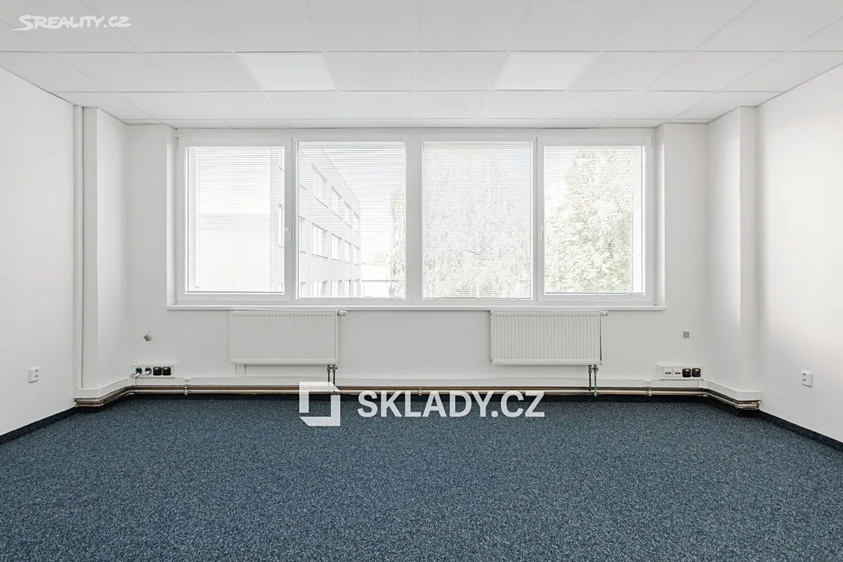 Pronájem kanceláře 30 m² – pohled 3