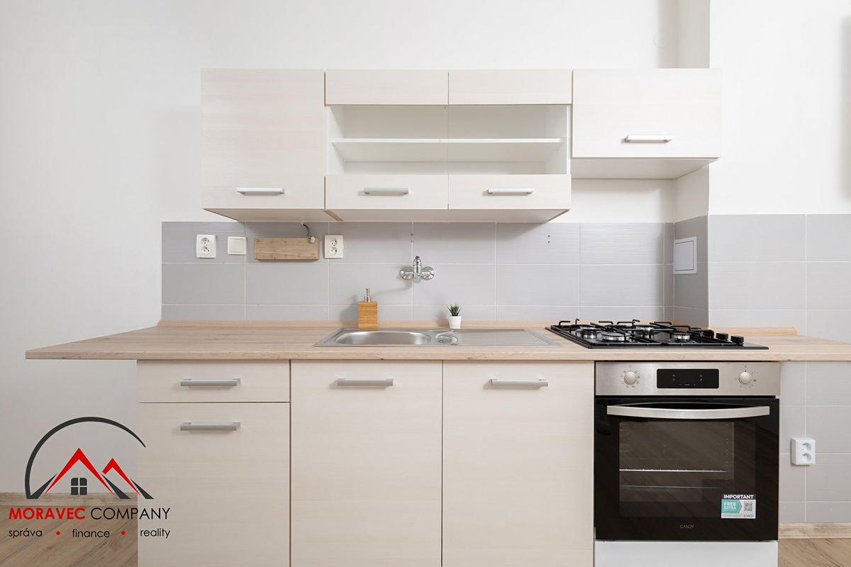 Pronájem bytu 1+1 41 m² – fotografie 2