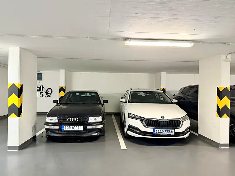 Prodej garážového stání 13 m², Praha – náhled fotky 3