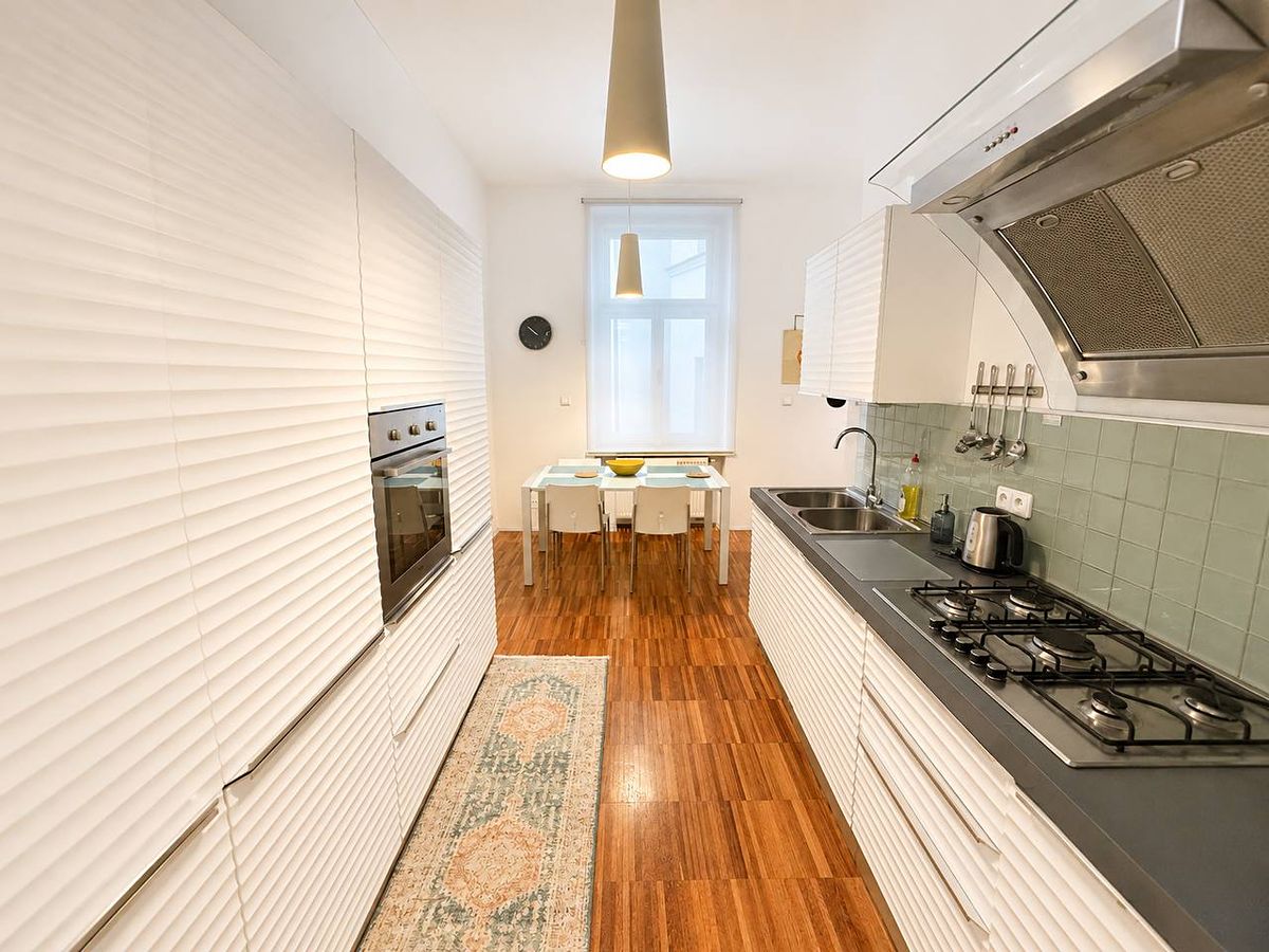 Pronájem bytu 3+1 100 m² – fotografie 3