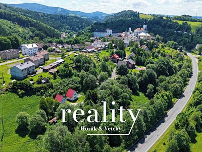 Prodej  stavebního pozemku 2 462 m²