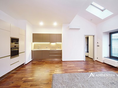 Pronájem bytu 2+kk 69 m²