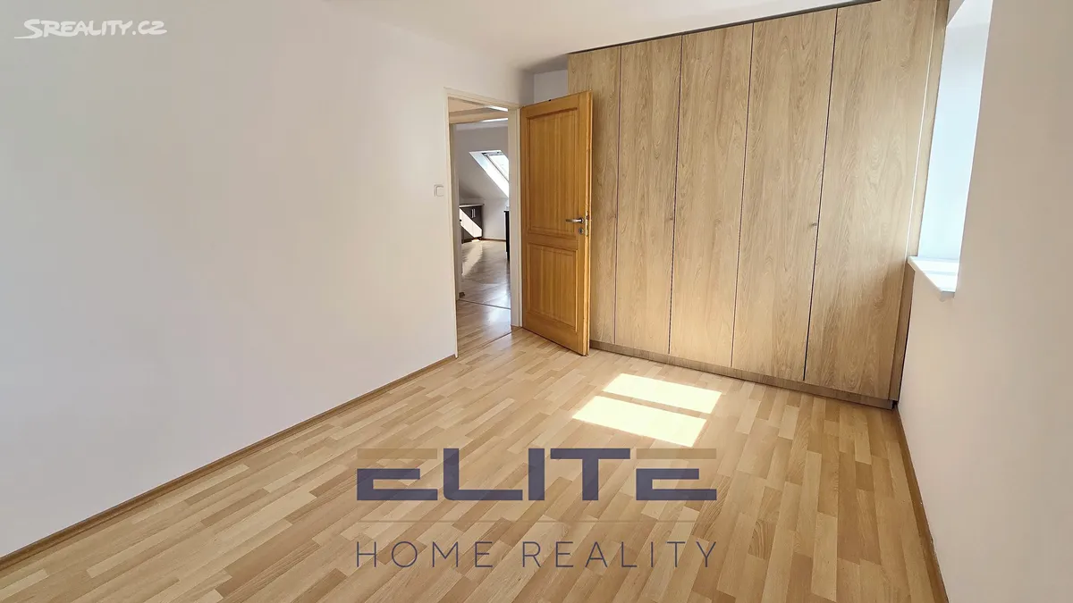 Pronájem bytu 2+kk 59 m² - Widok 2