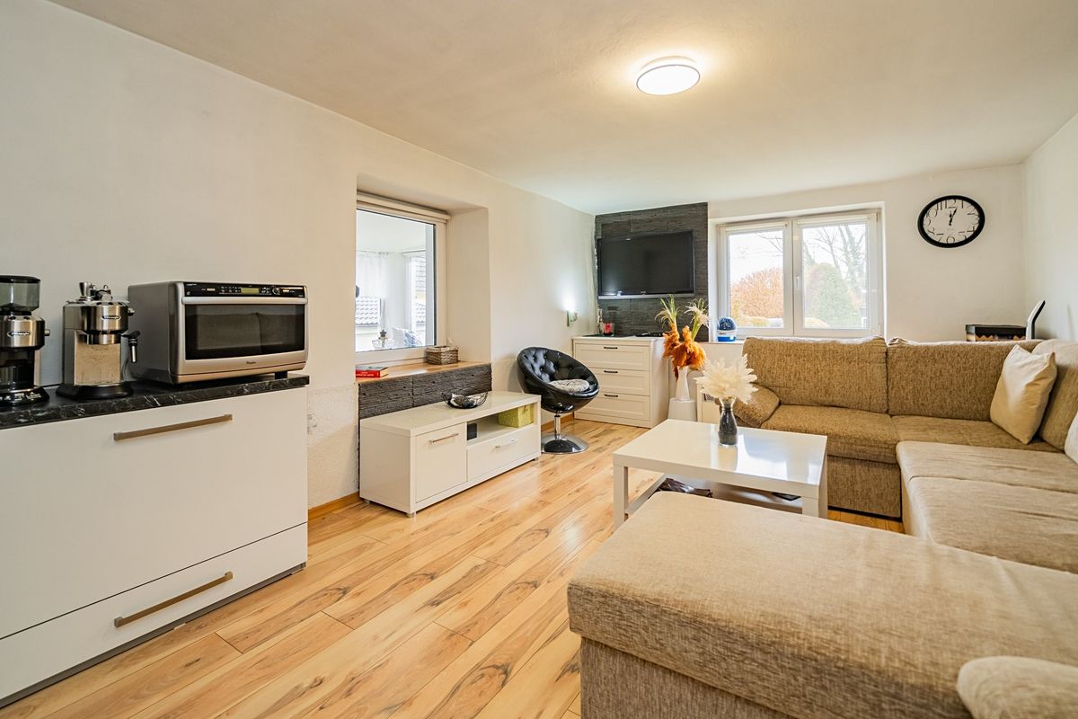 Prodej rodinného domu 80 m², pozemek 304 m² – fotografie 3
