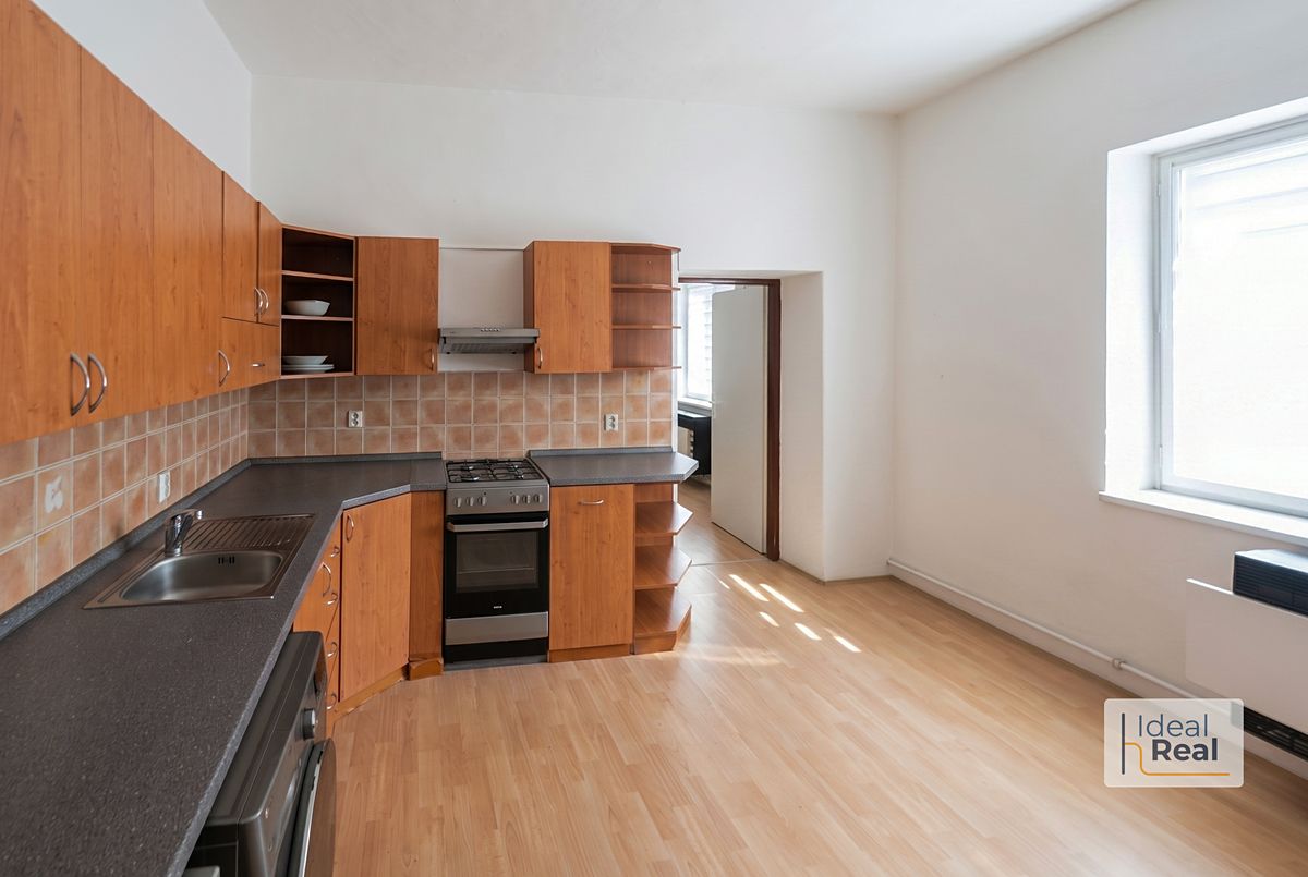 Prodej bytu 2+1 75 m² – fotografie 3