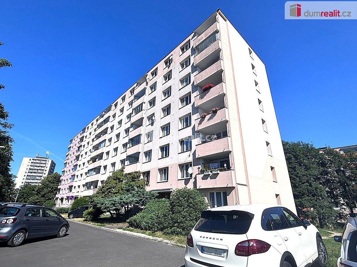 Pronájem bytu 1+1 37 m²